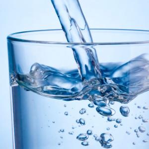 Análise de água para consumo humano